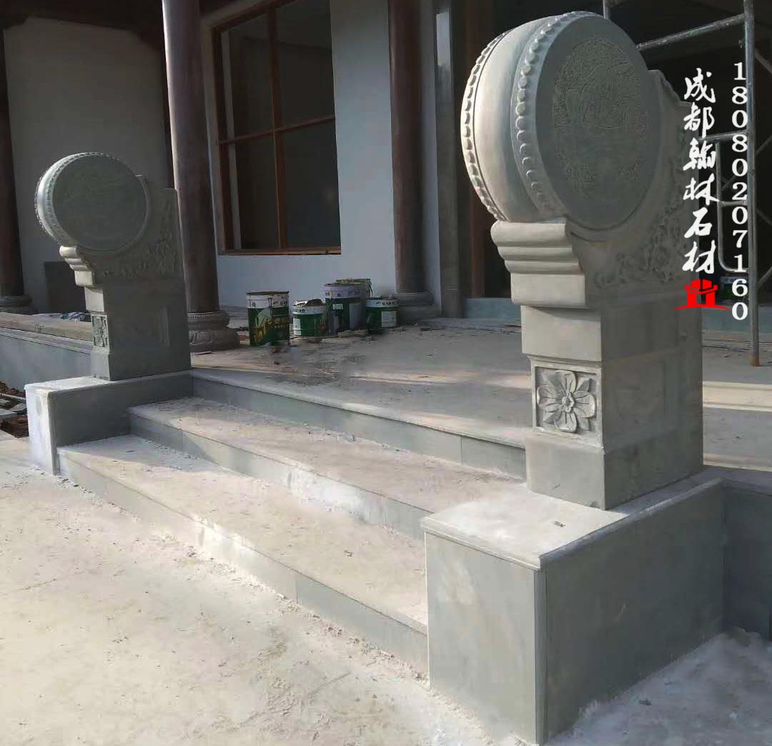 上饒市休閑山莊古建風格青石欄桿青石門鼓質地好 